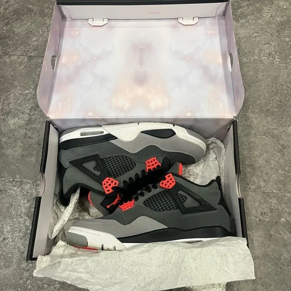 Jordan Retro 4 Infrared - Picture 6 of 8